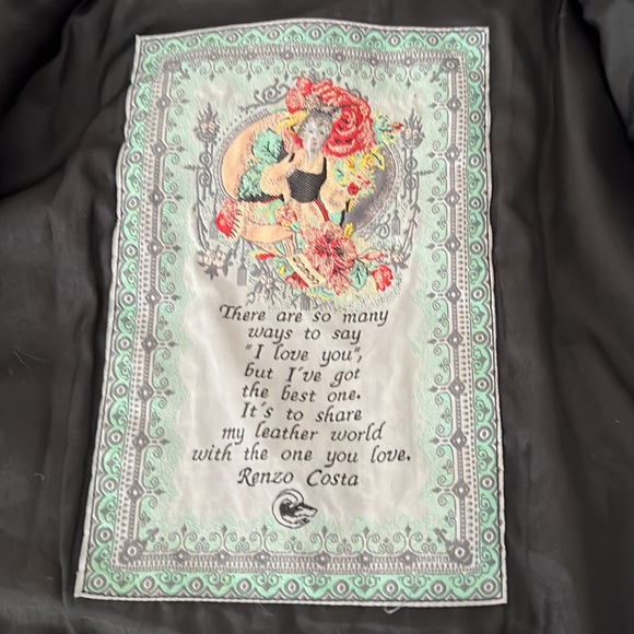 Vintage women’s Genuine leather jacket size 10/L please check measurement - Picture 9 of 17